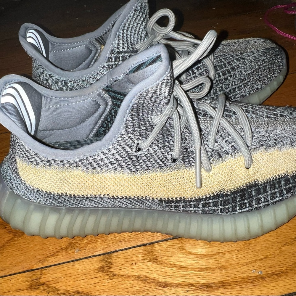 Adiva yeezy boost 350 V2